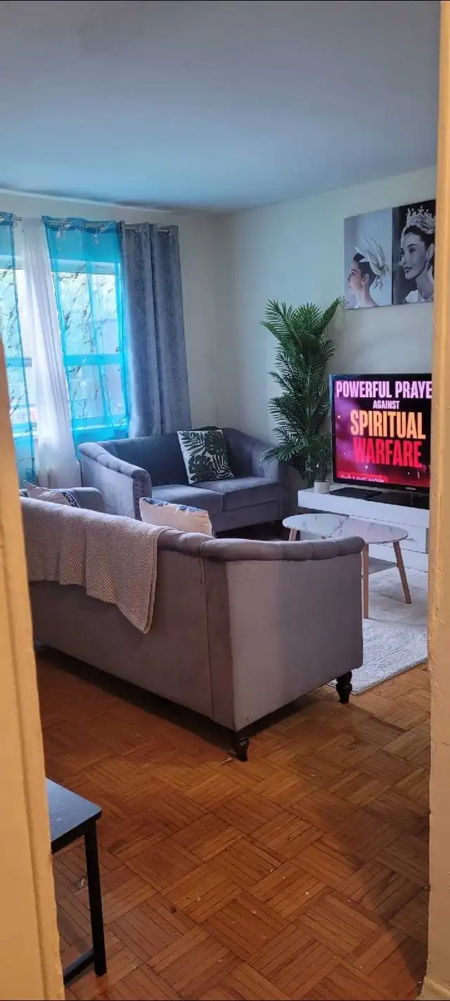 Private room available in a 2bedrooms apartment, August 1st  in Room Rentals & Roommates in City of Toronto - Image 4