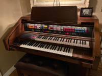 Lowry organ with bench