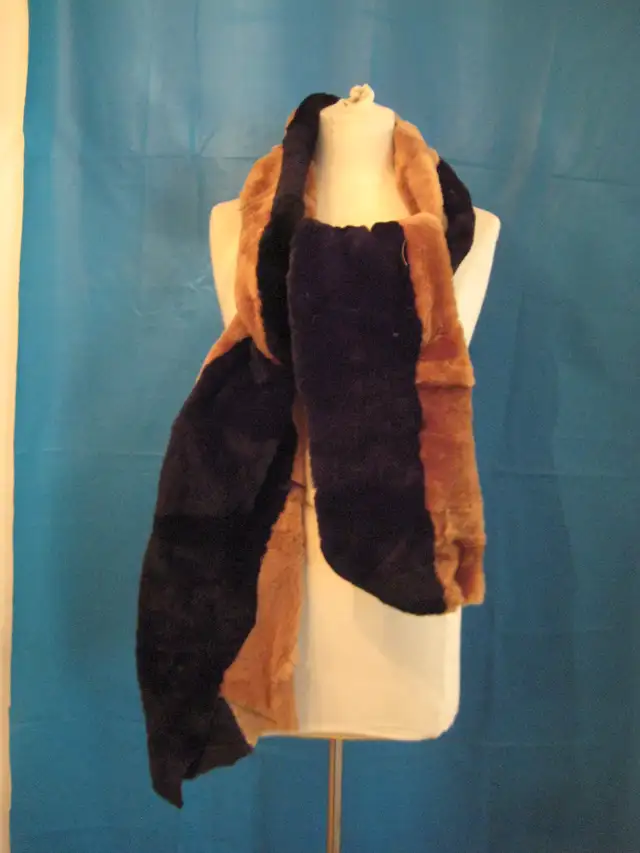 Two-Tone Sheepskin Wool Fur Scarf