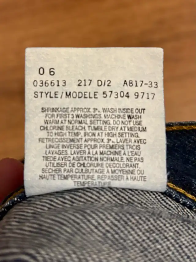 Levi's Vintage White Tab Bootcut Jeans in Women's - Bottoms in Ottawa - Image 8