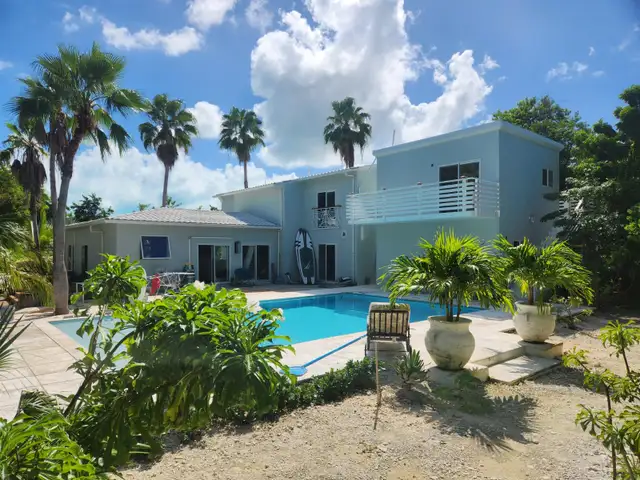 TURKS AND CAICOS LUX VILLA - AFFORDABLE VACATION in Turks & Caicos in Canada - Image 2