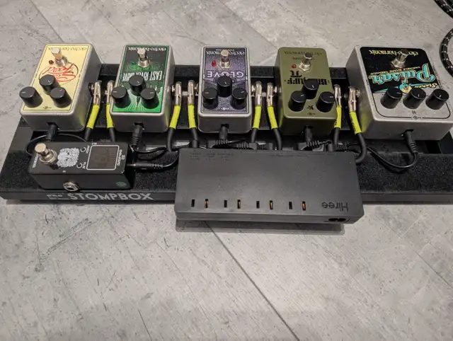 Pedal board in Amps & Pedals in Sherbrooke - Image 4