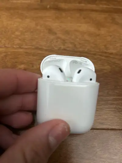 ***Apple AirPods*** (Doon South area, Kitchener), View more