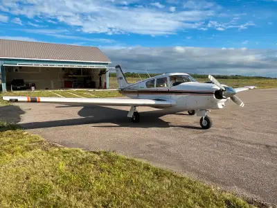 Beautiful 1960 piper Comanche 180. Very low airframe hours(3280ttaf) , aprox. 659 hours since major...