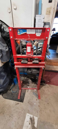 12 Ton Hydraulic shop Press