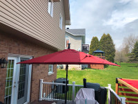 Patio umbrella 10 foot red cantilever price reduced
