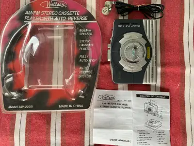 Wellson AW-222B -Am/FM Radio Mini Stereo Cassette Player https://www.facebook.com/marketplace/you/se...
