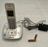 PANASONIC KX-TG6421C  CORDLESS HOME PHONE