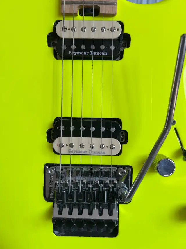 Rare 2016 Charvel San Dimas Pro Mod 2H FR in Guitars in Oakville / Halton Region - Image 5