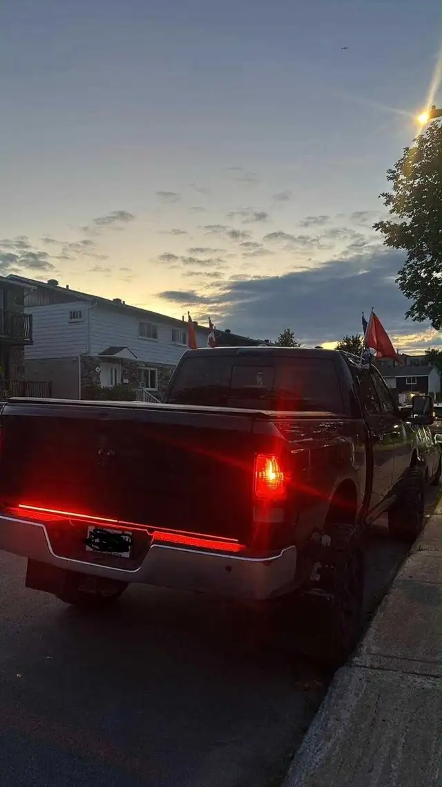 Ram 1500 SLT Crew Cab582383858909204486