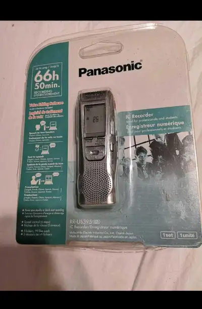 DIGITAL VOICE RECORDER LIKE NEW OPEN PACKAGE