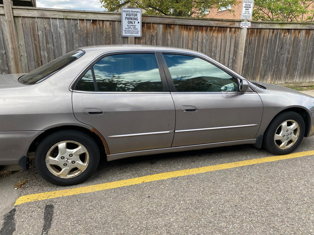 Honda Accord 2000 Ex   (AS IS) in Cars & Trucks in Mississauga / Peel Region - Image 4