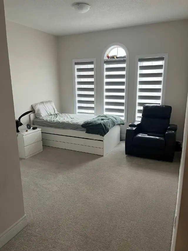 House for rent in Long Term Rentals in Mississauga / Peel Region - Image 5