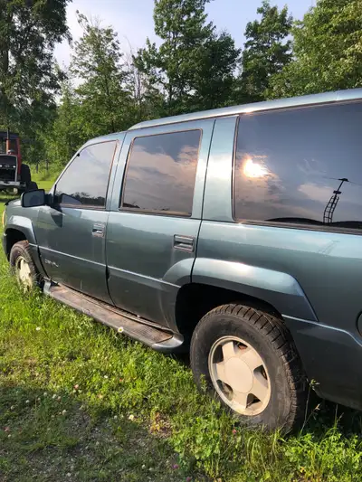 Needs tranny work. Installed tranny from another truck and I did something wrong??? Engine has 132,0...