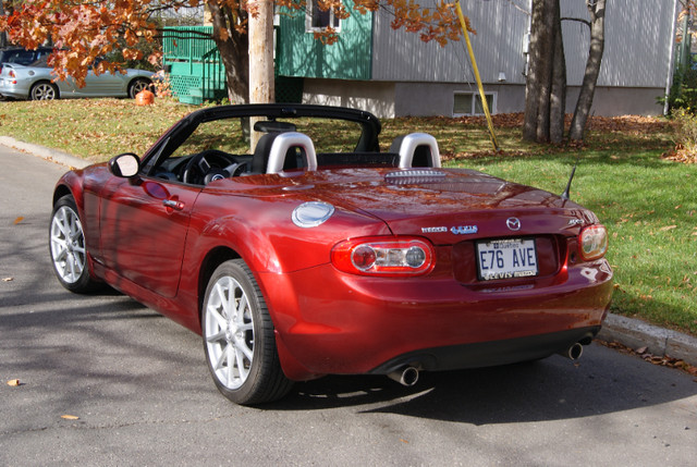 Mazda MX5  2010 dans Autos et camions  à Ville de Québec - Image 4