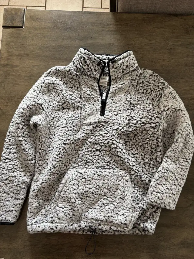 Pink Sweater in Women's - Tops & Outerwear in Sarnia - Image 2