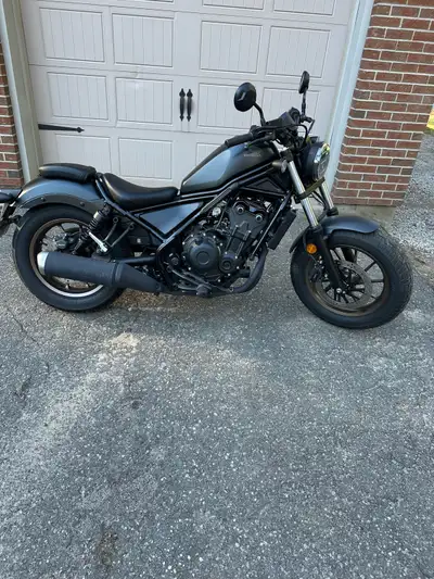 Check out this sleek, used 2023 Honda Rebel 500! A stylish and reliable ride, perfect for cruising a...