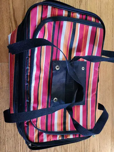 Thirty-one Casserole dish carrier , View more