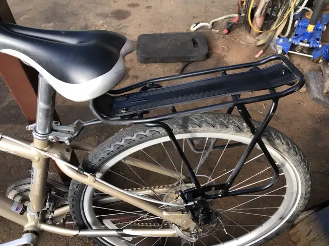 END OF SEASON SALE GIANT SEDONA LX BIKE in Road in Edmonton - Image 6