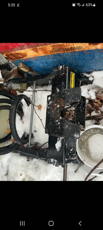 Fifth wheel attachments , View more