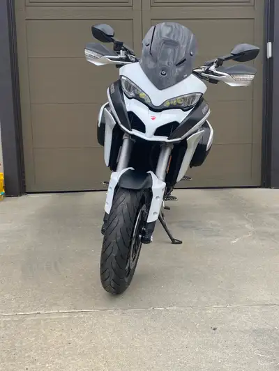 2016 Ducati Multistrada 1200s touring Cruise control, heated grips, rider, modes Puig smoke windscre...