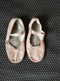 Bloch Ballet Slippers, Size 13.5B
