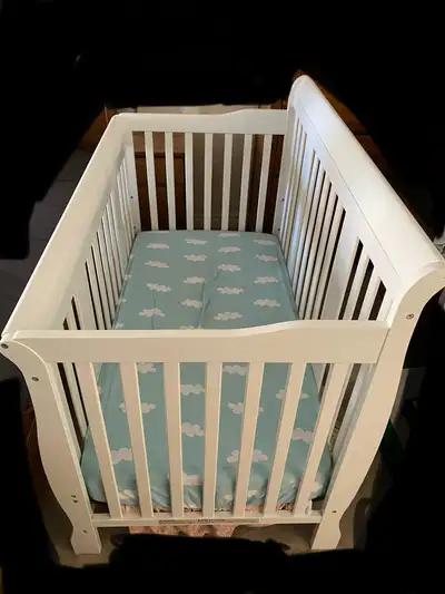 Big crib solid wood + mattress (waterproof dream on me), View more