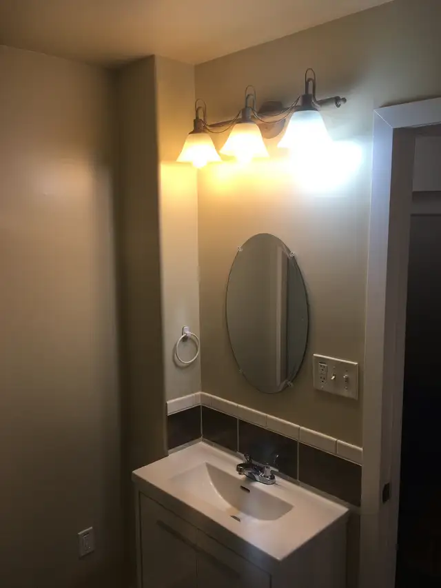 Extra Large Bachelor Apartment - Available June 1 in Long Term Rentals in Pembroke - Image 8
