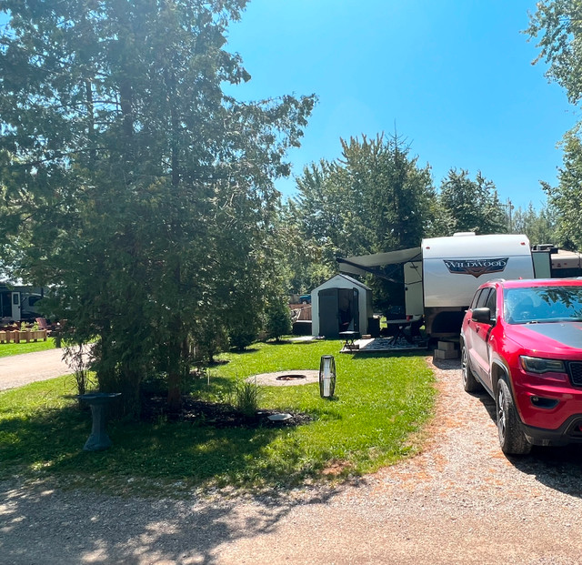 SEASONAL 22' WILDWOOD TRAILER IN BEAUTIFUL GODERICH ONTARIO in Travel Trailers & Campers in Grand Bend