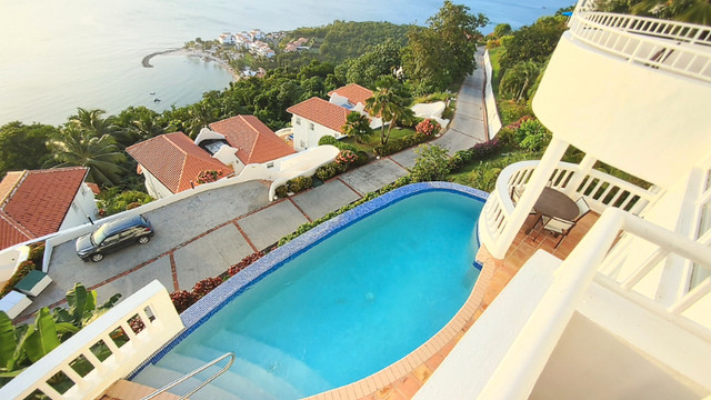 Windjammer Landing Hilltop Luxury 2 Br Villa For Rent in St. Lucia - Image 2