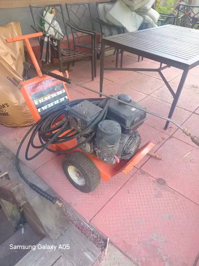 4000 PSI Pressure washer for sale in Other in City of Toronto - Image 2