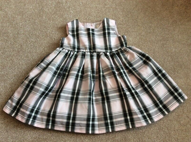 Several Baby Girl Dresses, size 12-18 months in Clothing - 12-18 Months in Moncton