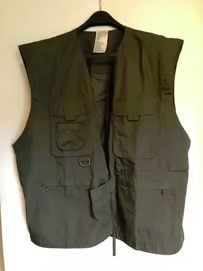 FISHING VEST "NEW", View more