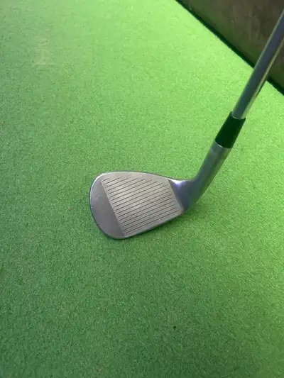 Used RH 52 degree Titleist SM9 wedge 08 F bounce, View more