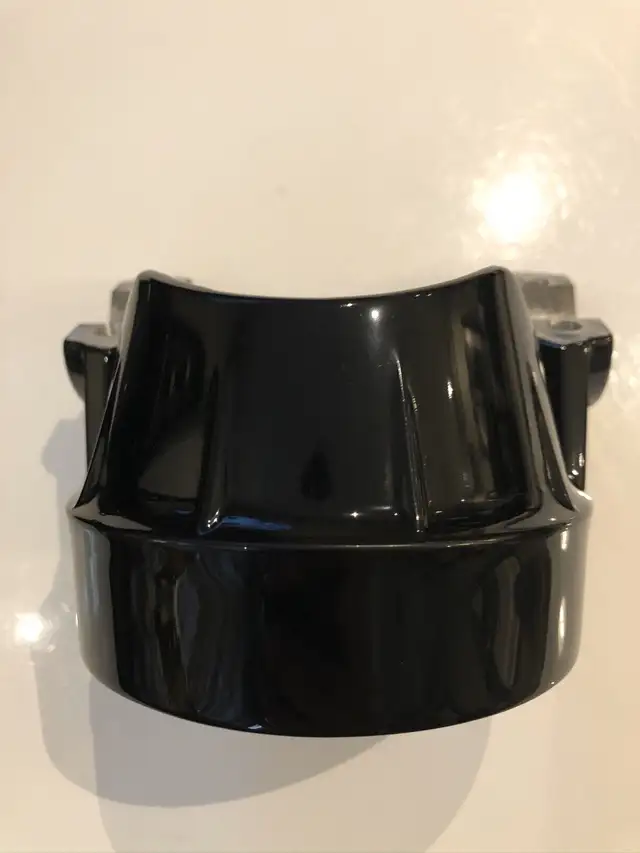 Indian Scout Speedometer Housing in Motorcycle Parts & Accessories in Hamilton - Image 3