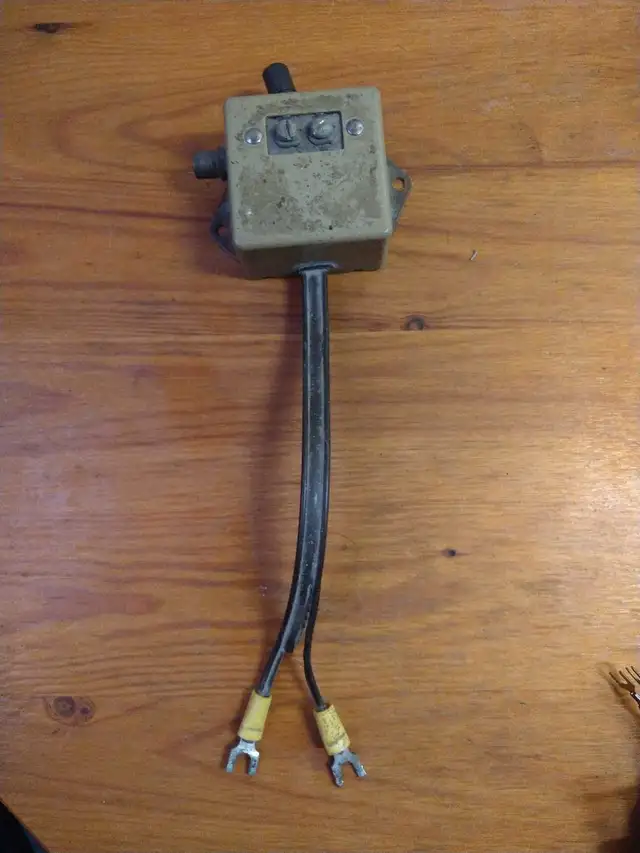 Antenna Cable Switch558379279037255681