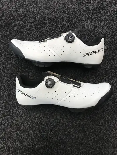 specialized recon 1.0 white 46, View more