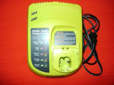 CHARGER RYOBI P113, View more