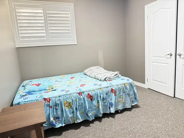 Beautiful Room for Rent in Room Rentals & Roommates in Peterborough - Image 3