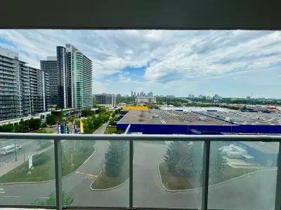 One bedroom, 1 living room + den on the 8th floor and 1 parking space available starting July 1st.,...
