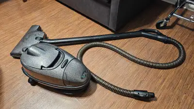 Tristar usa vacuum cleaner in excellent working condition, super clean with power head
