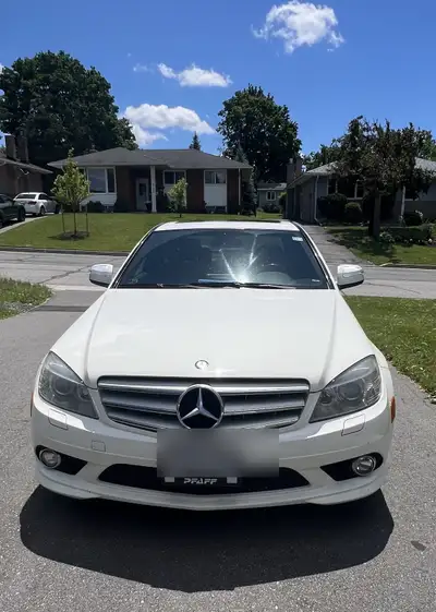 Selling my well-maintained 2009 Mercedes-Benz C300 4MATIC as I’m relocating. • 211,000 km • AWD (4MA...