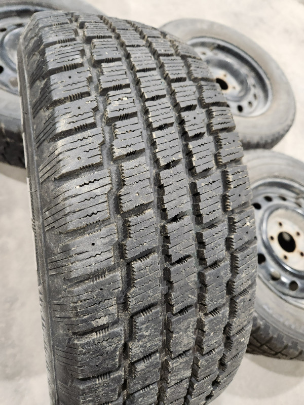 Cooper Weather-Master winter tires - 215/65 R15 in Tires & Rims in Saskatoon - Image 2