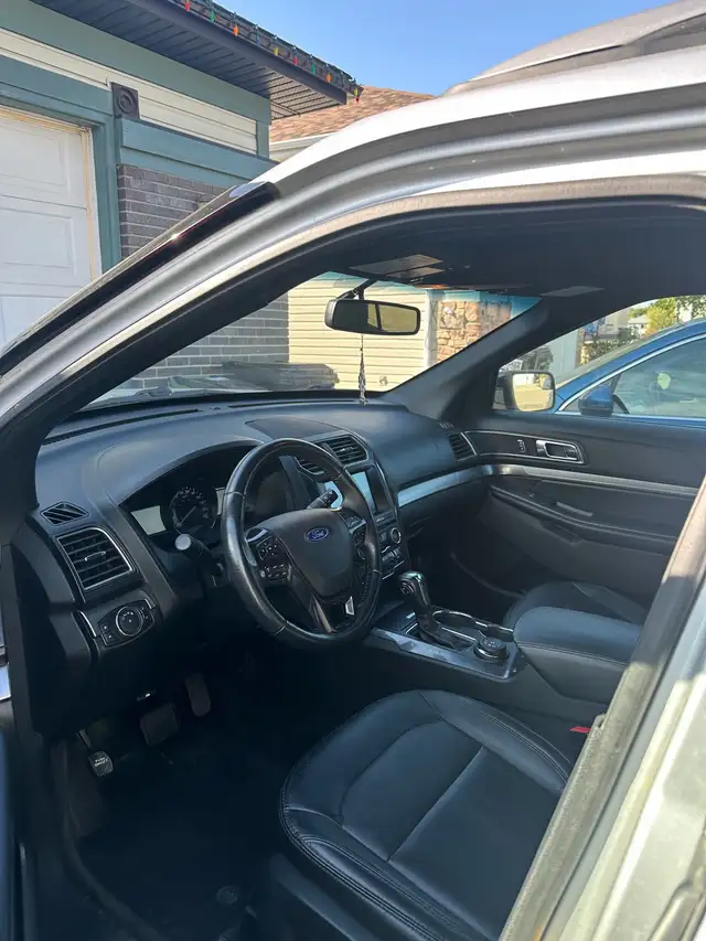 2018 Ford Explorer588273906395402244