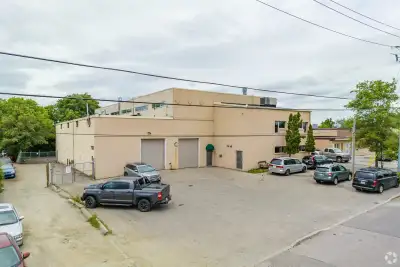 20,000 of Prime Warehouse Space for Lease -20' Clear Height Ceilings -Multiple Drive-In Doors -Fence...