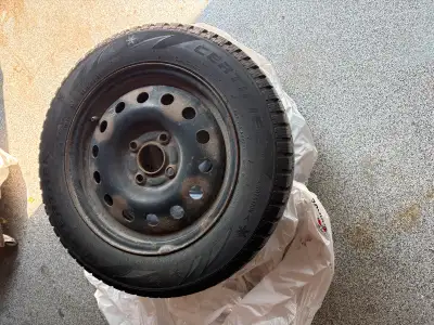 Set of 4 Wintertrek (Hankook) Snow Tires on Rims. Only used for 2 years so lots of tread and in good...