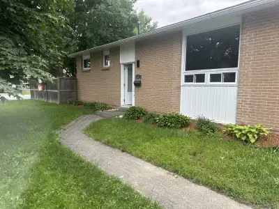 3bed3bath single family house available for rent for growing families, couples or individuals in Cas...