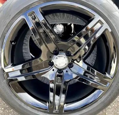 THE PRICE IS FIRM 4 X AMG RIMS, TIRES DOT 2021 5 X 112 ET 37 66.6 10J X 21 285/40/21