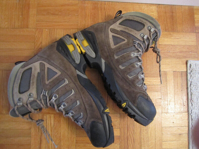ASOLO Hiking Boots in Women's - Shoes in Owen Sound - Image 2