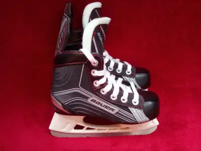 Patins hockey BAUER VAPOR X200 Y12 Skates, View more